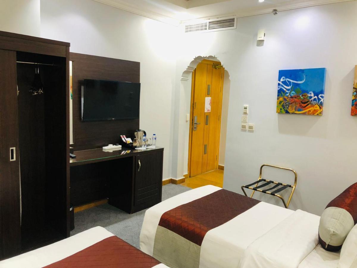 M Platinum Hotel Медина Экстерьер фото